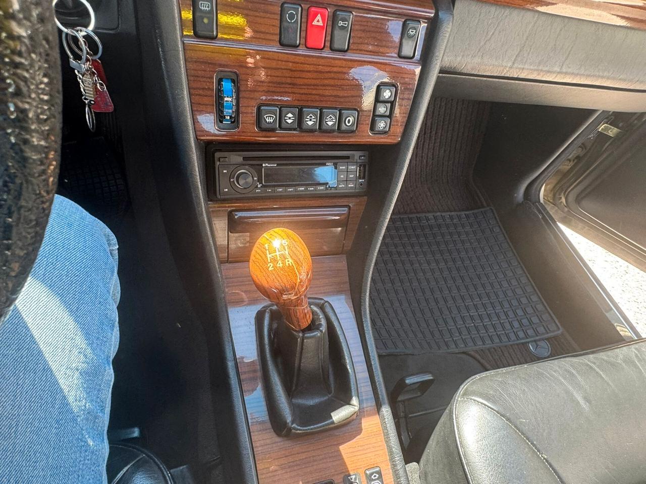 Mercedes-benz E 300 W124 300E 4 MATIC