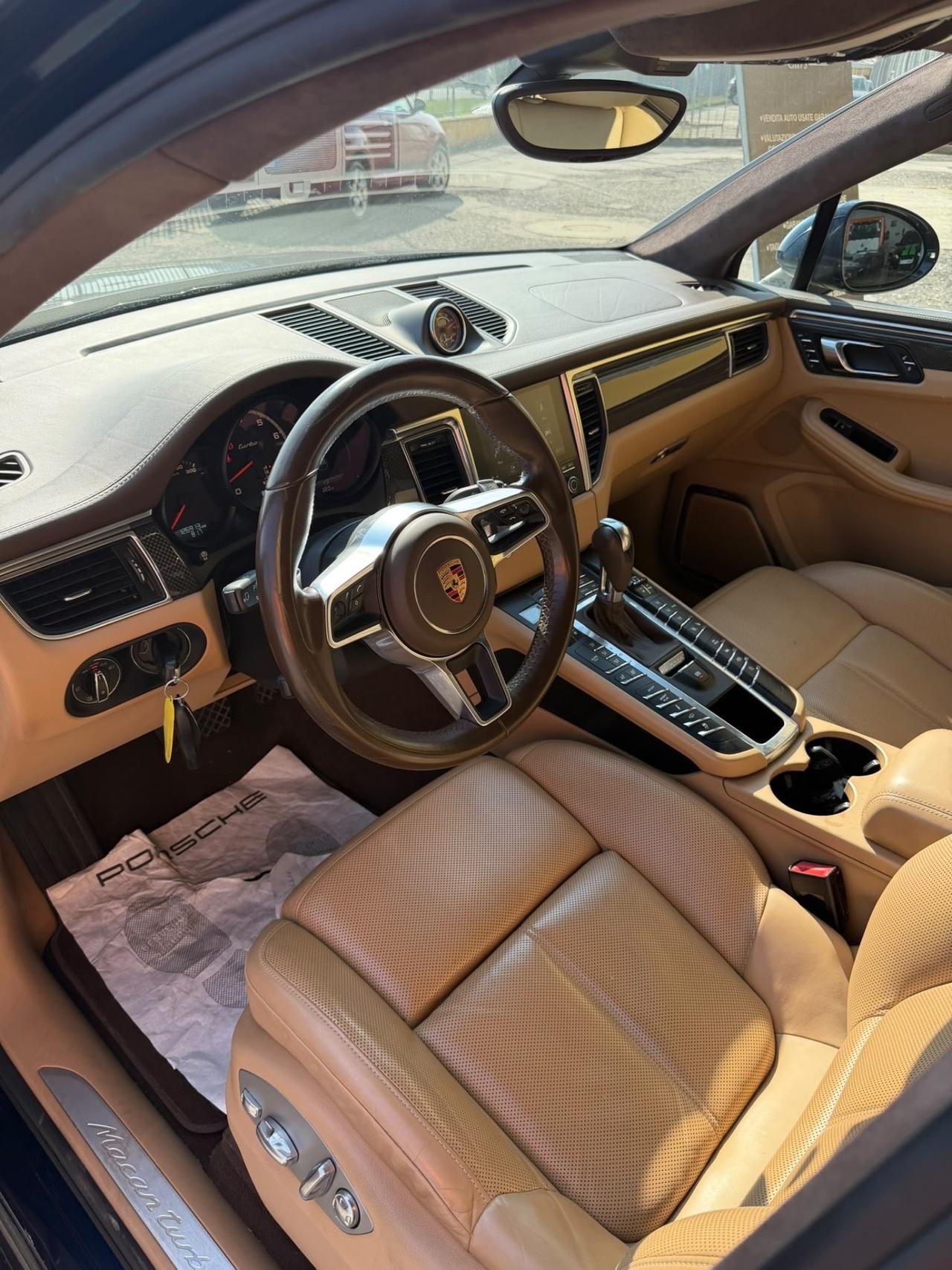 Porsche Macan 3.6 Turbo Performance