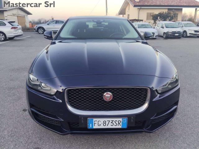 JAGUAR XE XE 2.0d Pure Business edition 180cv tg :FG873SR