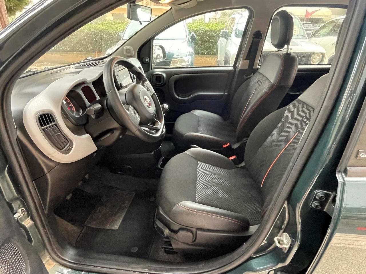 Fiat Panda 1.0 FireFly S&S Hybrid Garmin