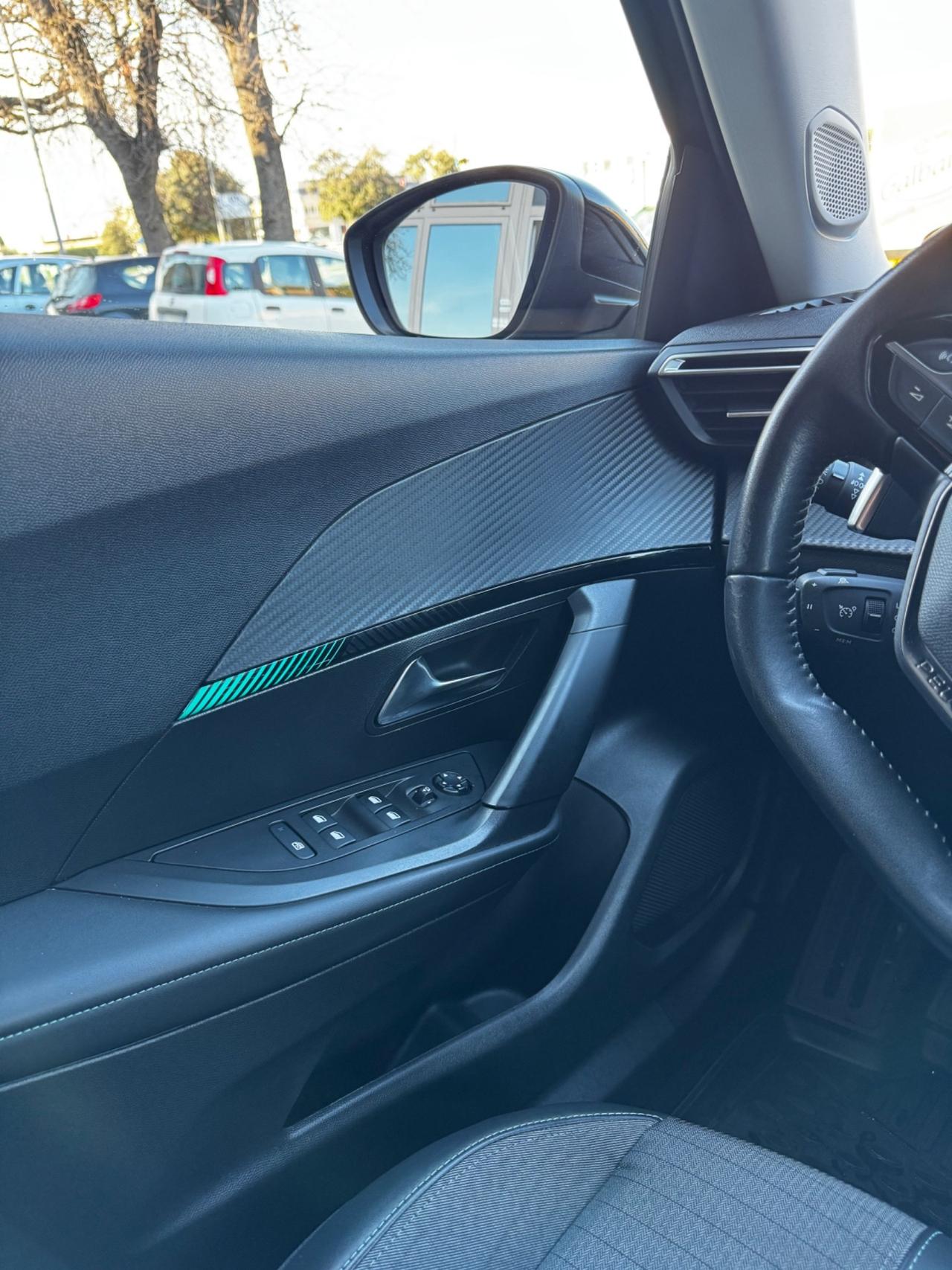 Peugeot 2008 BlueHDi 130 S&S EAT8 GT