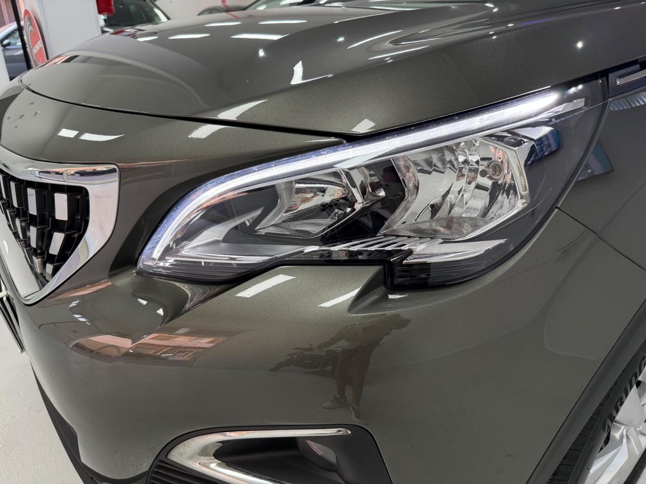 Peugeot 3008 BlueHDi 130 S&S EAT8 Business