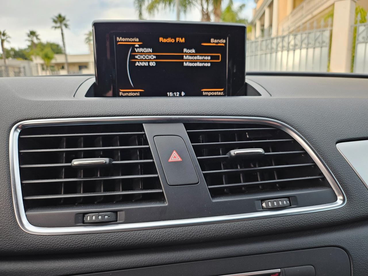 AUDI Q3 2.0 Tdi 120cv Business my 16 Manuale