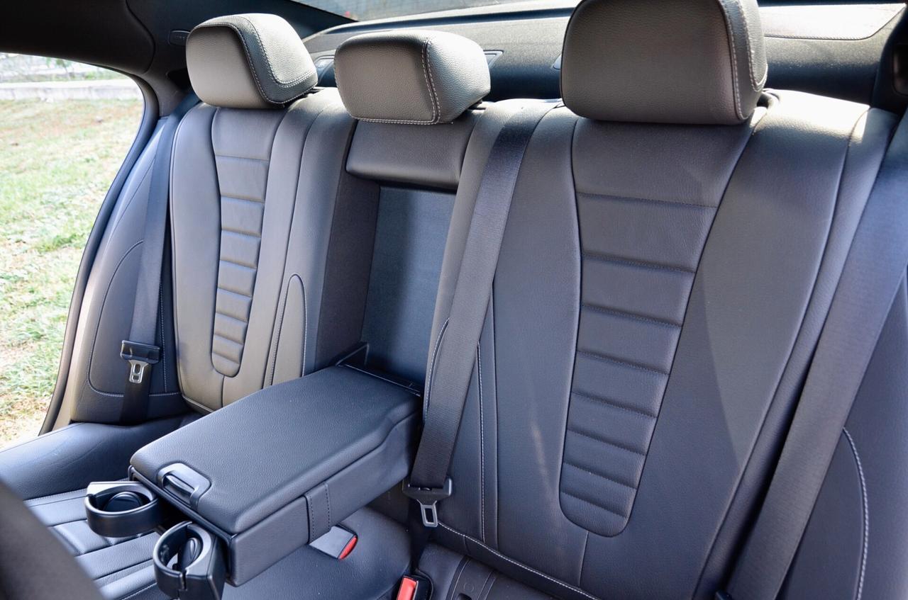 MERCEDES-BENZ CLS 400 COUPE PREMIUM PLUS 4MATIC 340cv AUTO, SERVICE MERCEDES, UFF ITALIANA, TETTO, BURMESTER, MULTIBEAM, RETROCAMERA, PELLE, PERMUTE