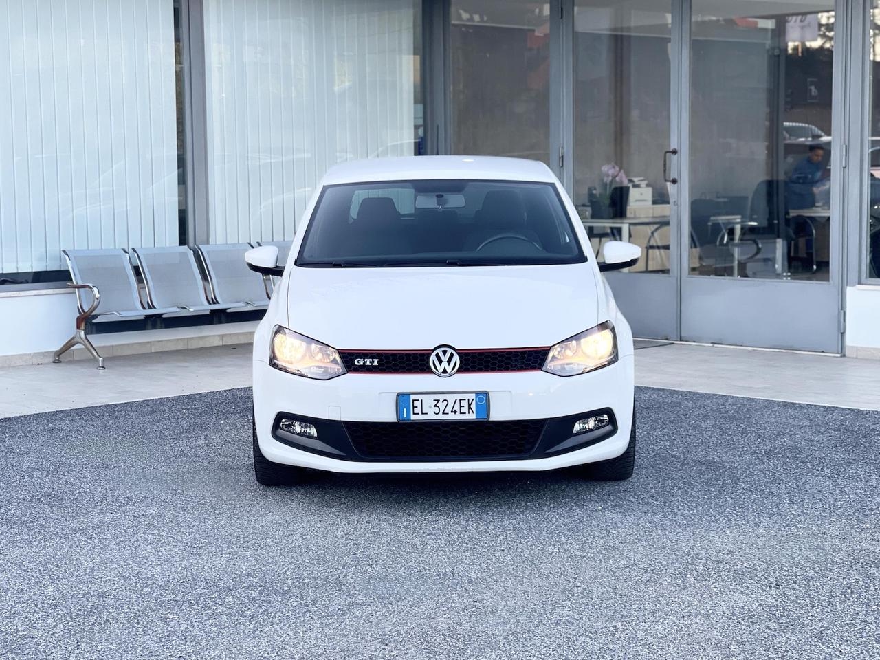 Volkswagen Polo 1.4 GTI Benzina 180CV Auto E5 - 2012