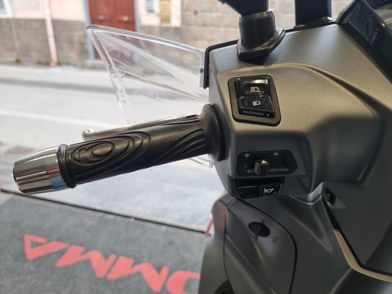 Kymco People 125