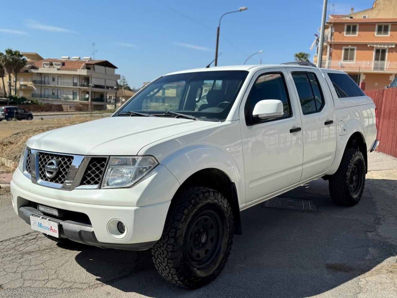 NISSAN NAVARA 2.5 DCI 4WD FULL HARDTOP