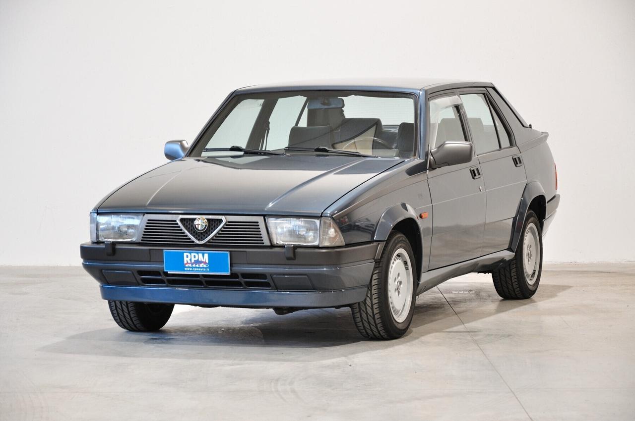 Alfa Romeo 75 2.0i Twin Spark ASI Blu Chiaro Metallizzato