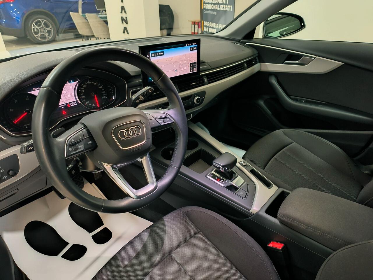 Audi A4 Avant 30 TDI/136 CV S tronic Business
