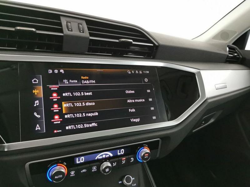 Audi Q3 35 1.5 tfsi Business Advanced