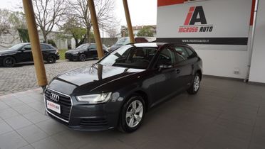 Audi A4 Avant 30 2.0 tdi Business 122cv s-tronic my16