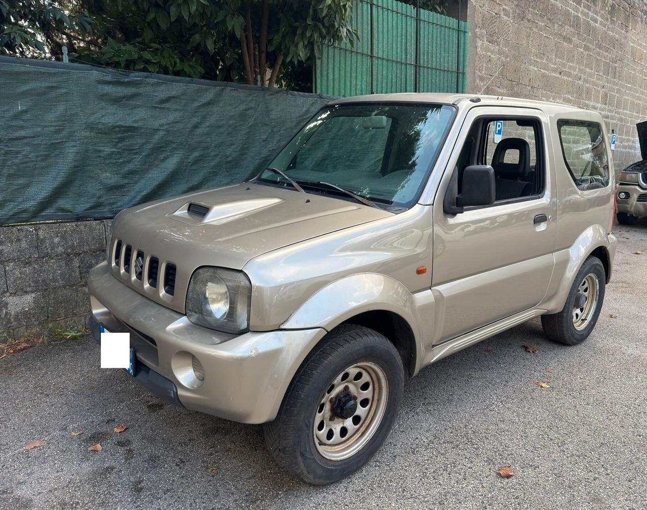 Suzuki Jimny 1.5 DDiS cat 4WD diesel Gancio di traino