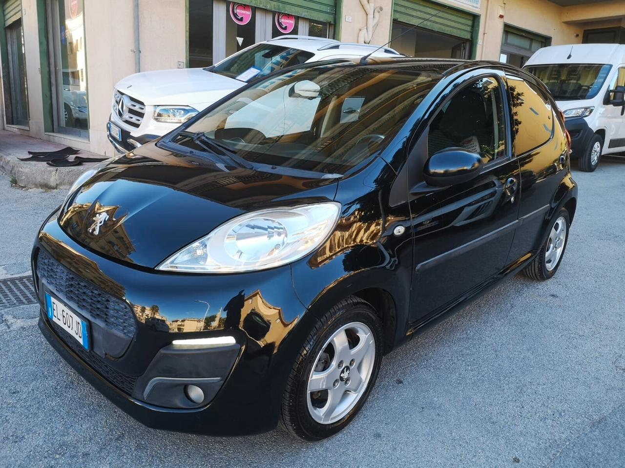 PEUGEOT 107 1.0 - 68 CV 5p. Access 2012