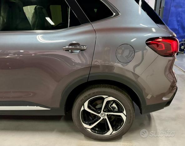 MG HS 1.5T-GDI AT Luxury