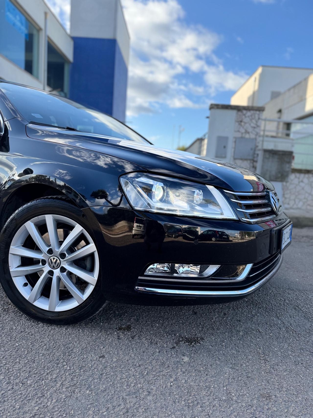 Volkswagen Passat 2.0 TDI Highline BlueM. Tech.