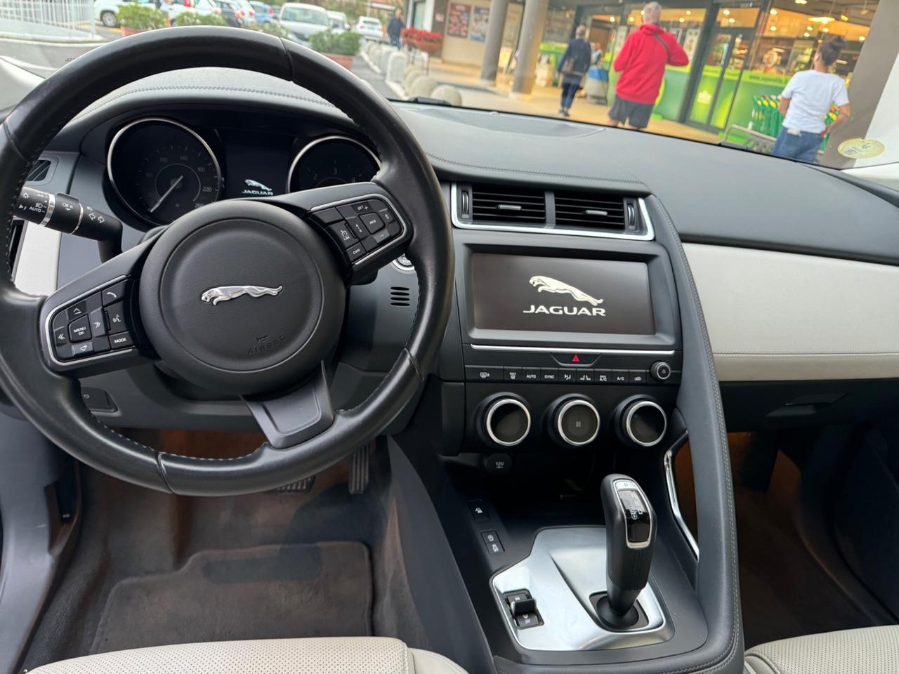 Jaguar E-Pace 2.0D 150 CV R-Dynamic