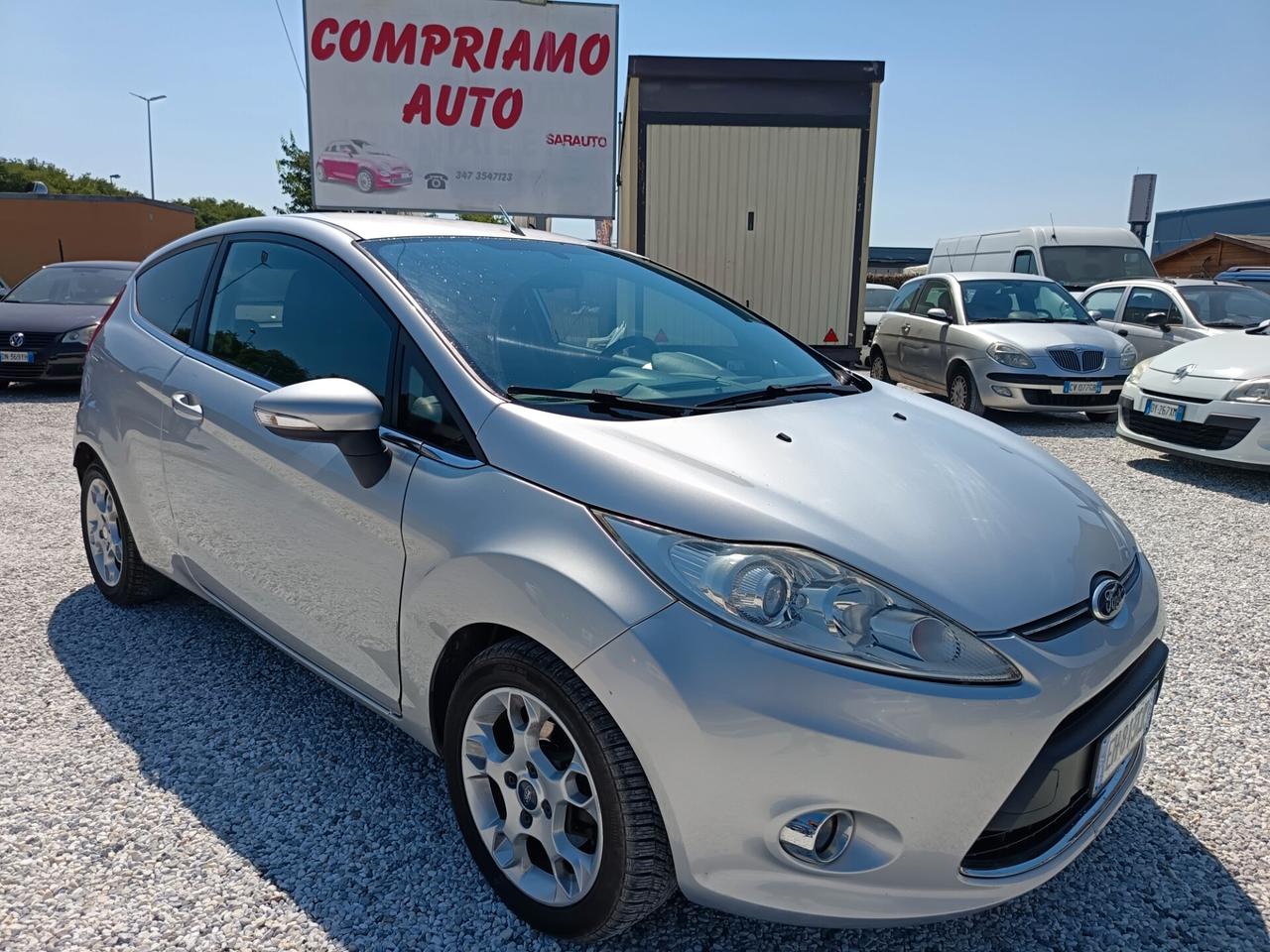 Ford Fiesta 1.4 TDCi 70CV 3 porte Titanium