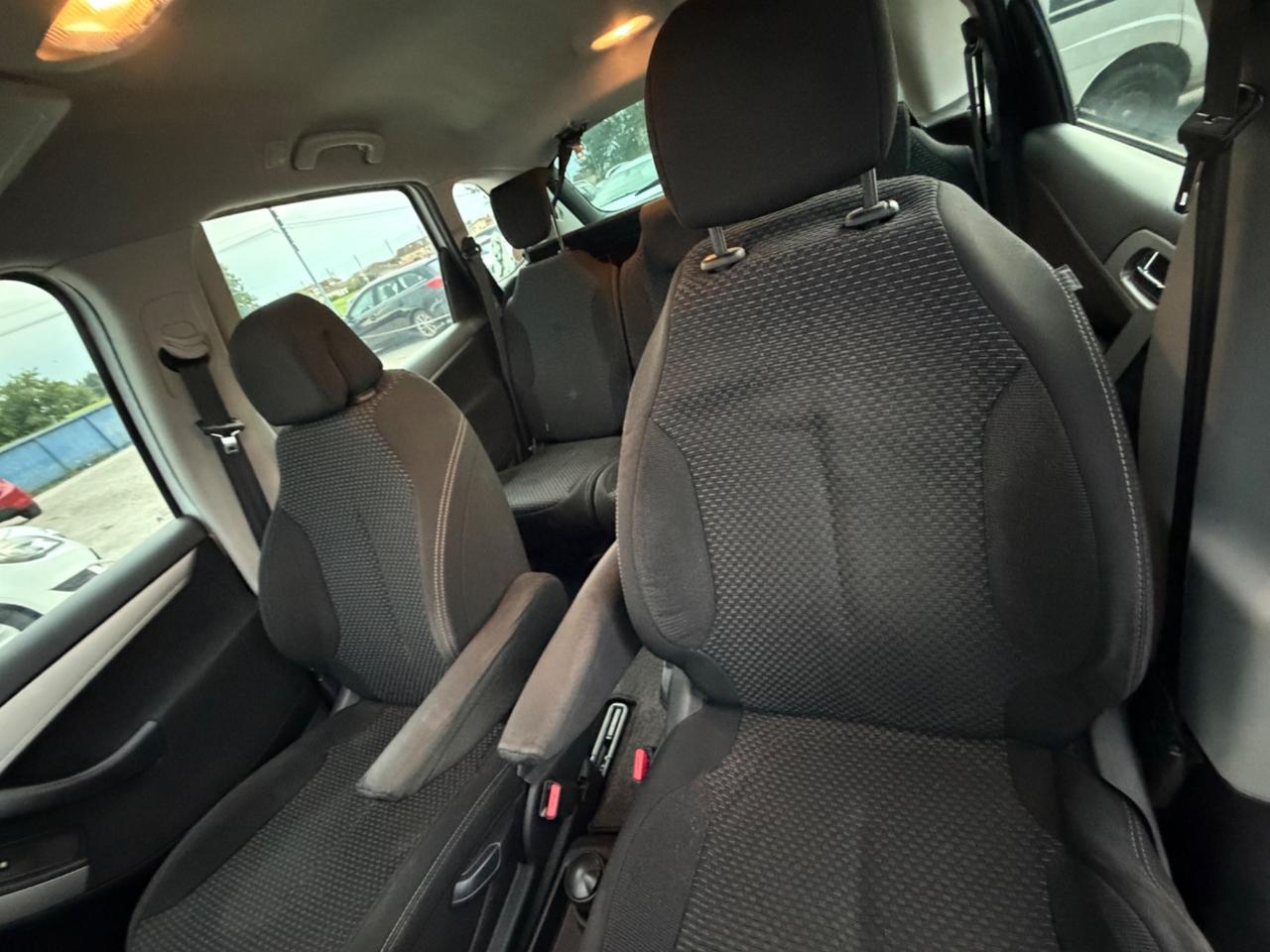 Citroen C4 Grand Picasso 1.6 HDi 110 FAP CMP6 airdream Elegance