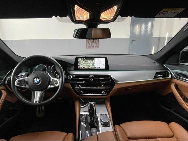 Bmw 530 530d xDrive Touring Msport