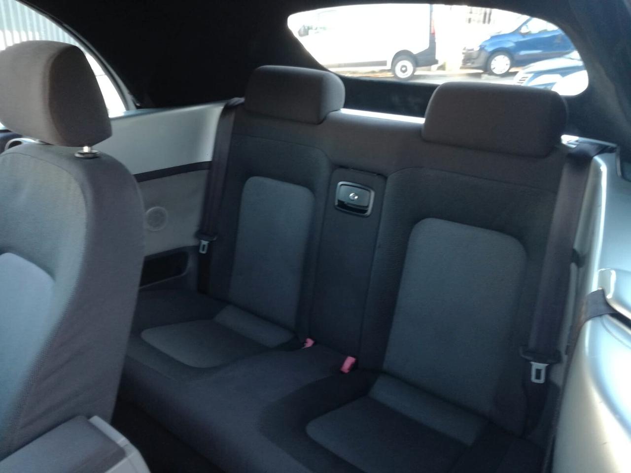 Volkswagen New Beetle 1.9 TDI 101CV Cabrio