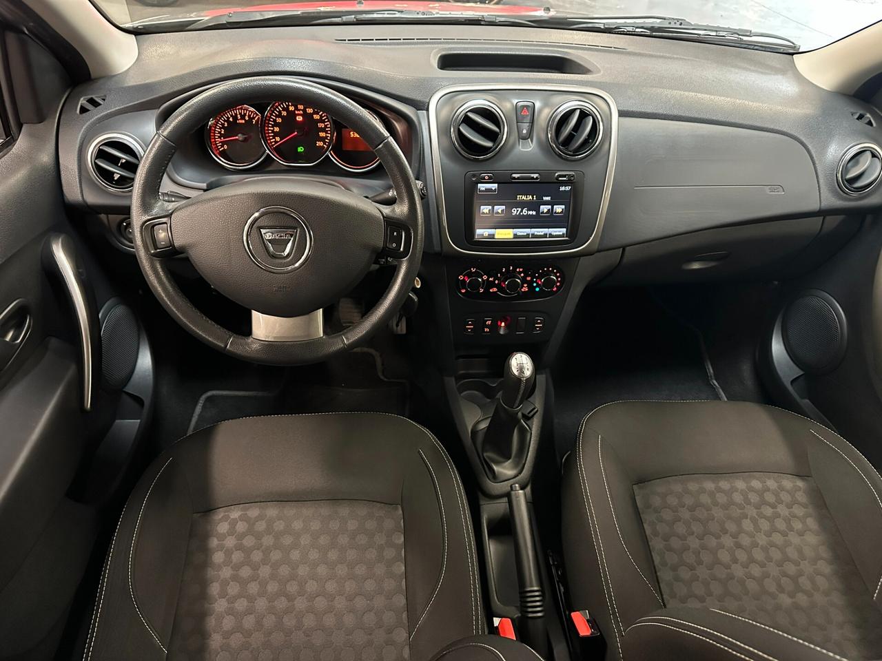 Dacia Sandero 1.2 75CV Lauréate