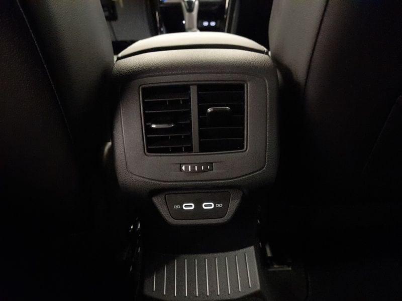 Volkswagen T-Roc T-Roc 2.0 TDI SCR 150 CV DSG 4MOTION R-Line