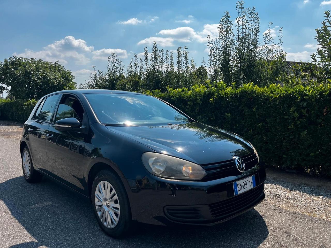 Volkswagen Golf 1.6 TDI DPF 5p. Highline NEOPATENTATI