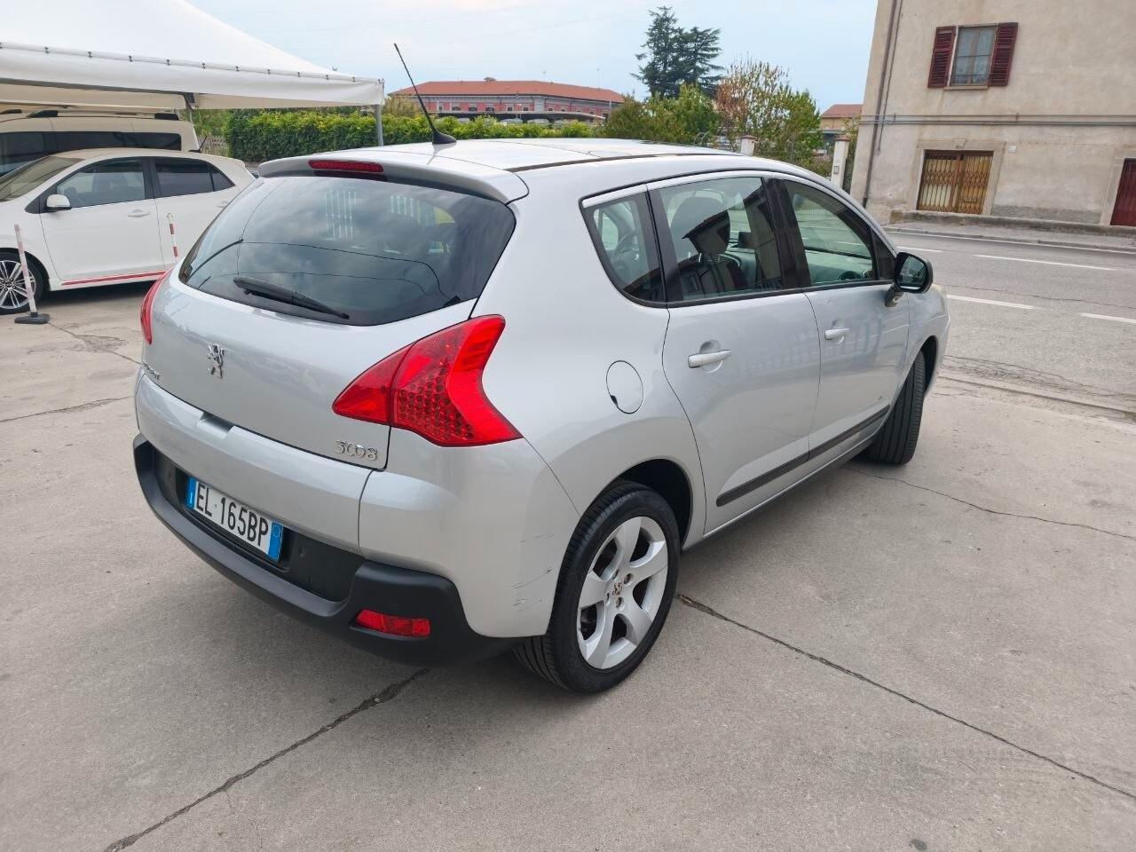 Peugeot 3008 1.6 HDi 112CV Premium