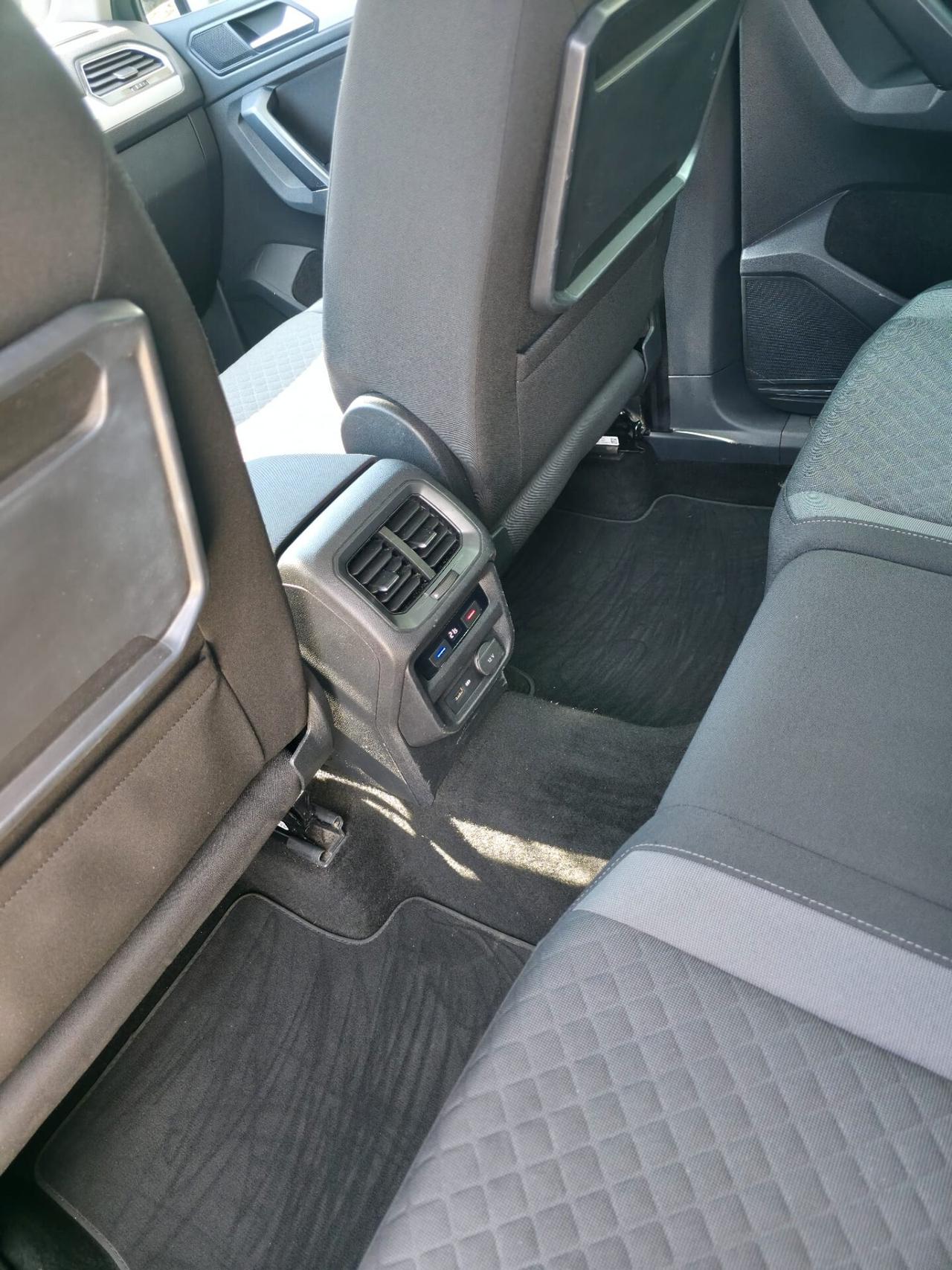 Volkswagen Tiguan 2.0 TDI SCR Sport BlueMotion Technology