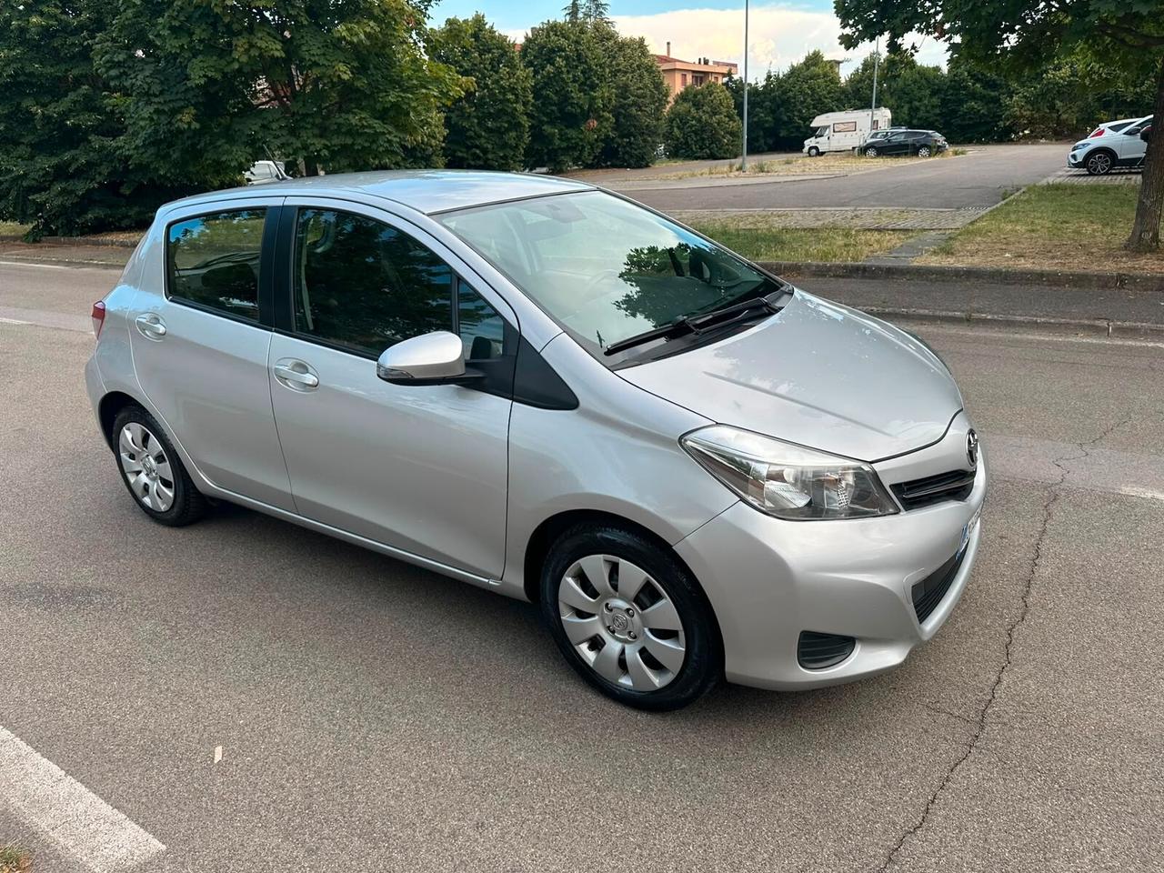 Toyota Yaris benzina 5 porte