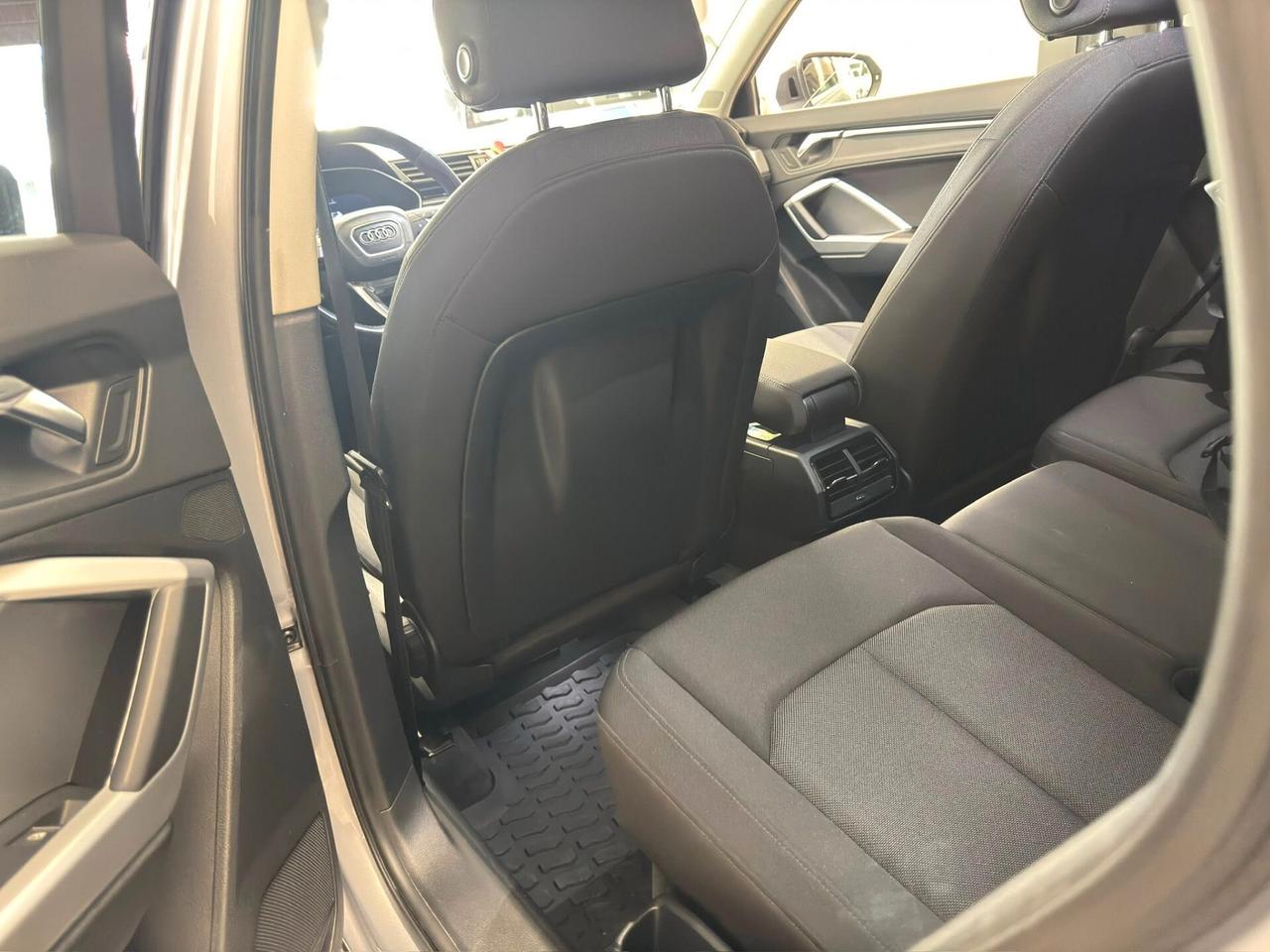 Audi Q3 SPB 35 TDI quattro Business Plus