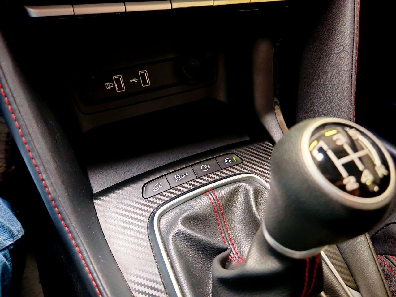 Mg ZS 1.5 Luxury