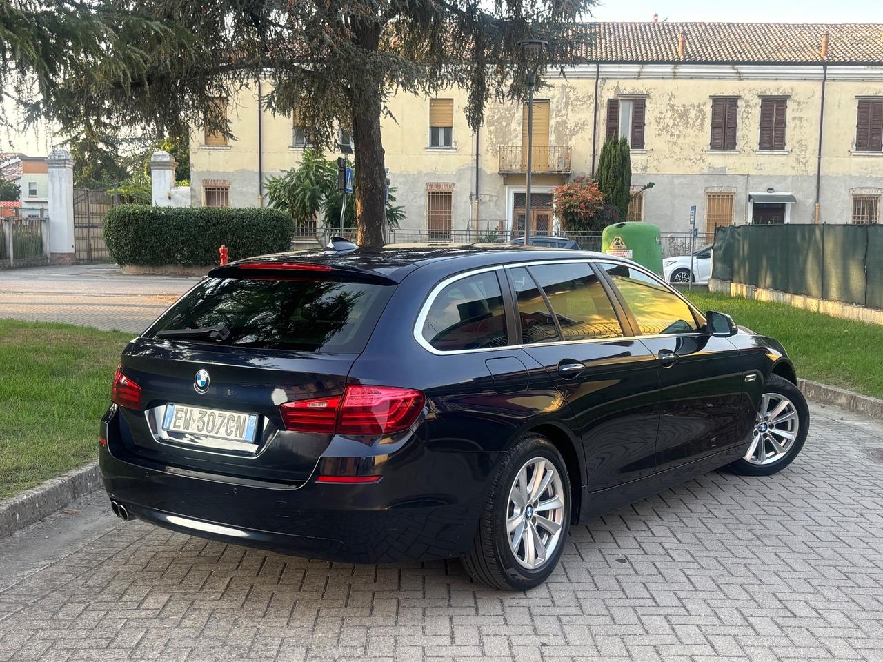 Bmw 520d Touring Business aut.8m euro6