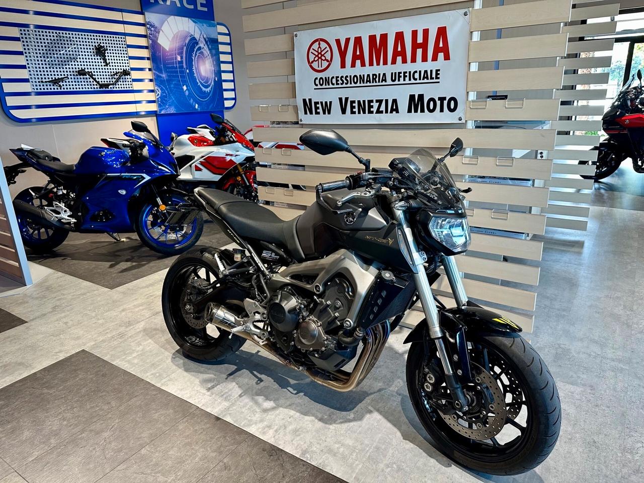 Yamaha MT-09 - 2015