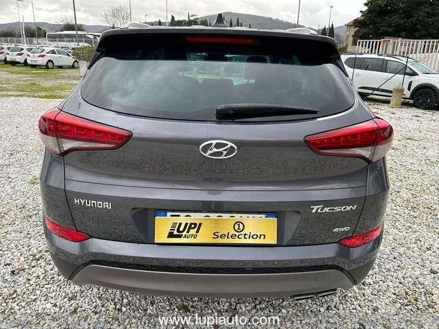 Hyundai TUCSON 2.0 crdi Comfort 4wd 136cv auto TUTTA TAGLIANDATA