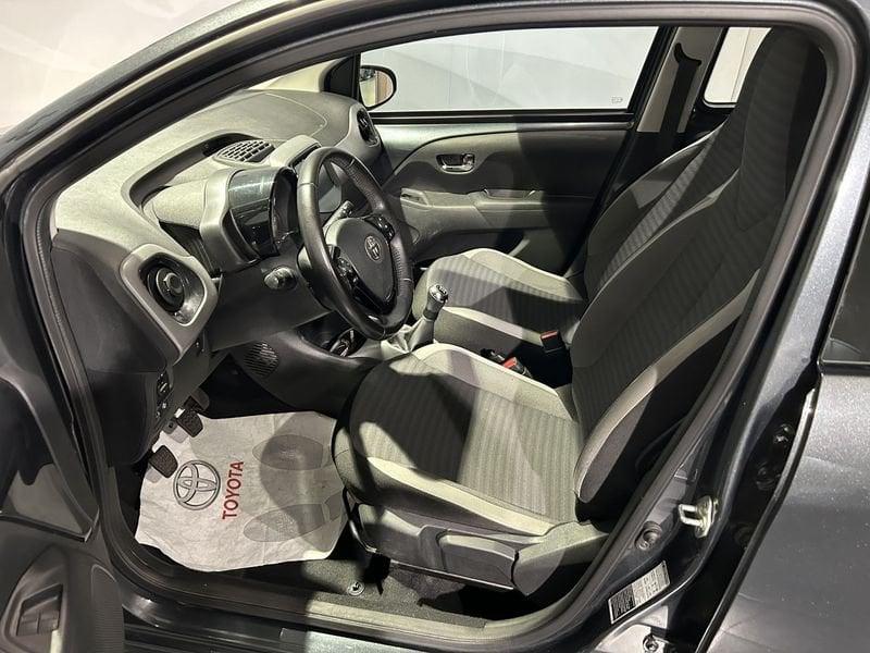 Toyota Aygo Aygo Connect 1.0 VVT-i 72 CV 5 porte x-play
