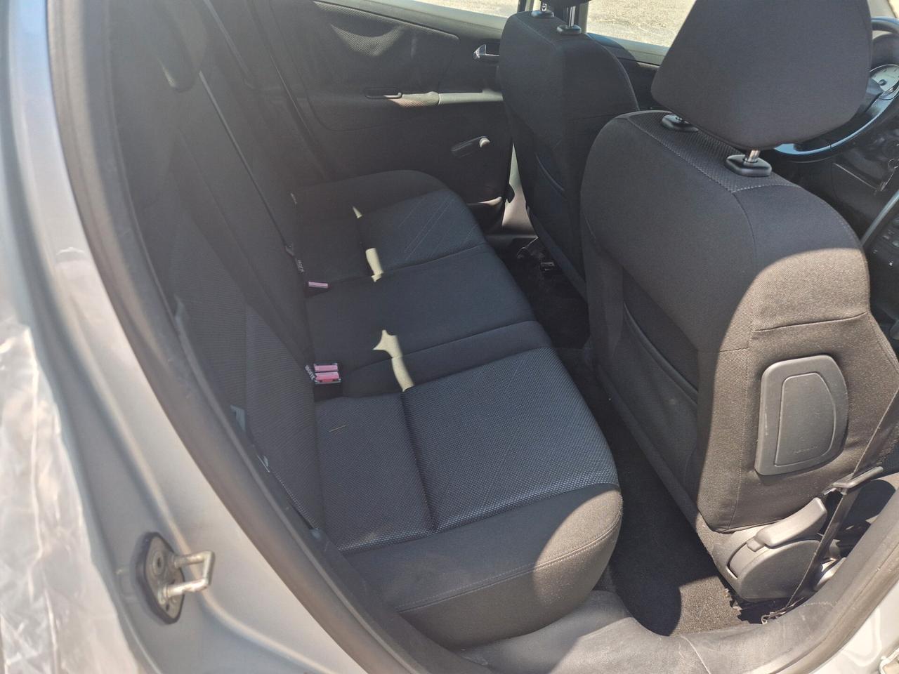 Peugeot 207 1.6 HDi 90CV FAP 5p. XS