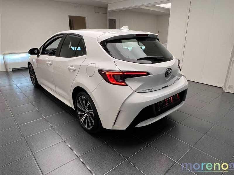 Toyota Corolla 1.8h Active