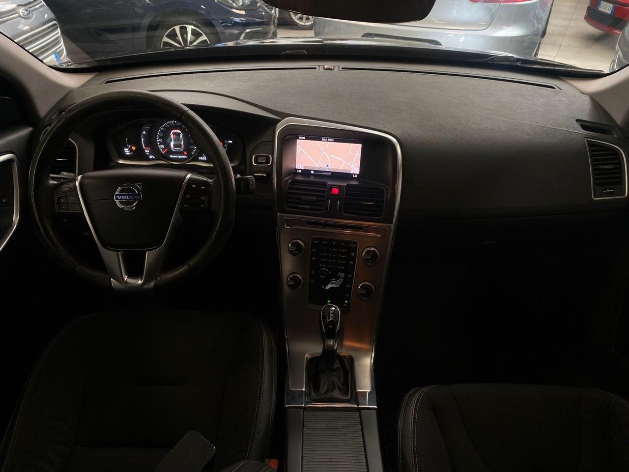 Volvo XC 60 XC60 D5 AWD Geartronic Business Plus