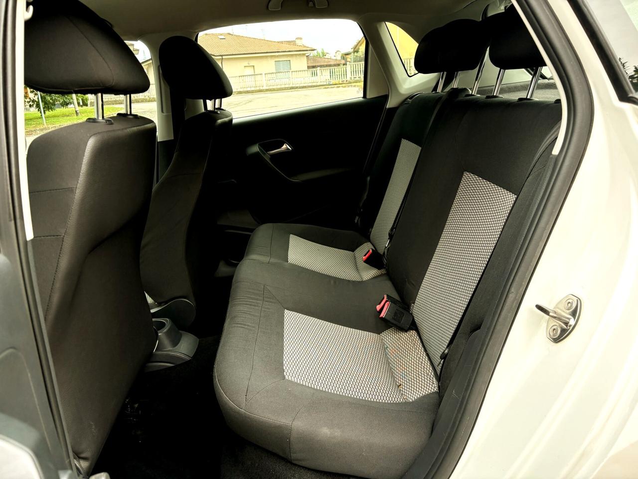 VW POLO 1.2TDI 75 cv-159000km-2012