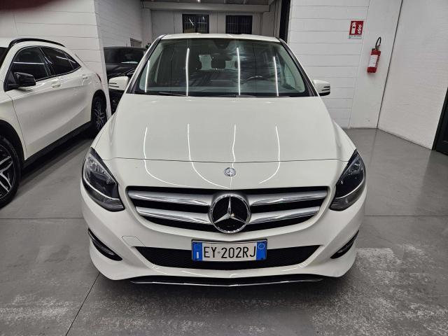 Mercedes-Benz B 180 1.5 Premium FL E6 NEOPATENTATI