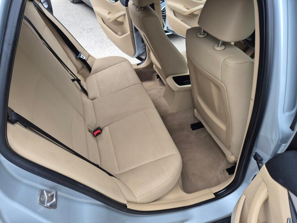 Bmw X1 S-Drive 16d Sport Line AUTOMATIC