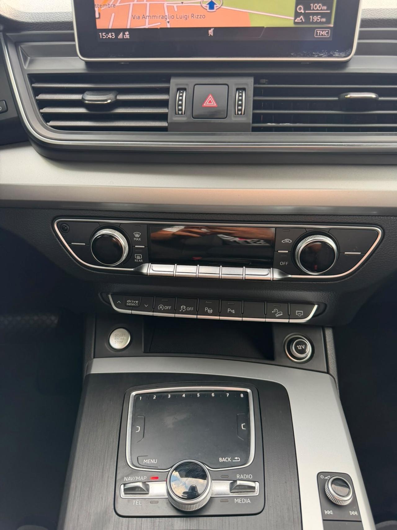 Audi Q5 35 TDI quattro S tronic Business Sport