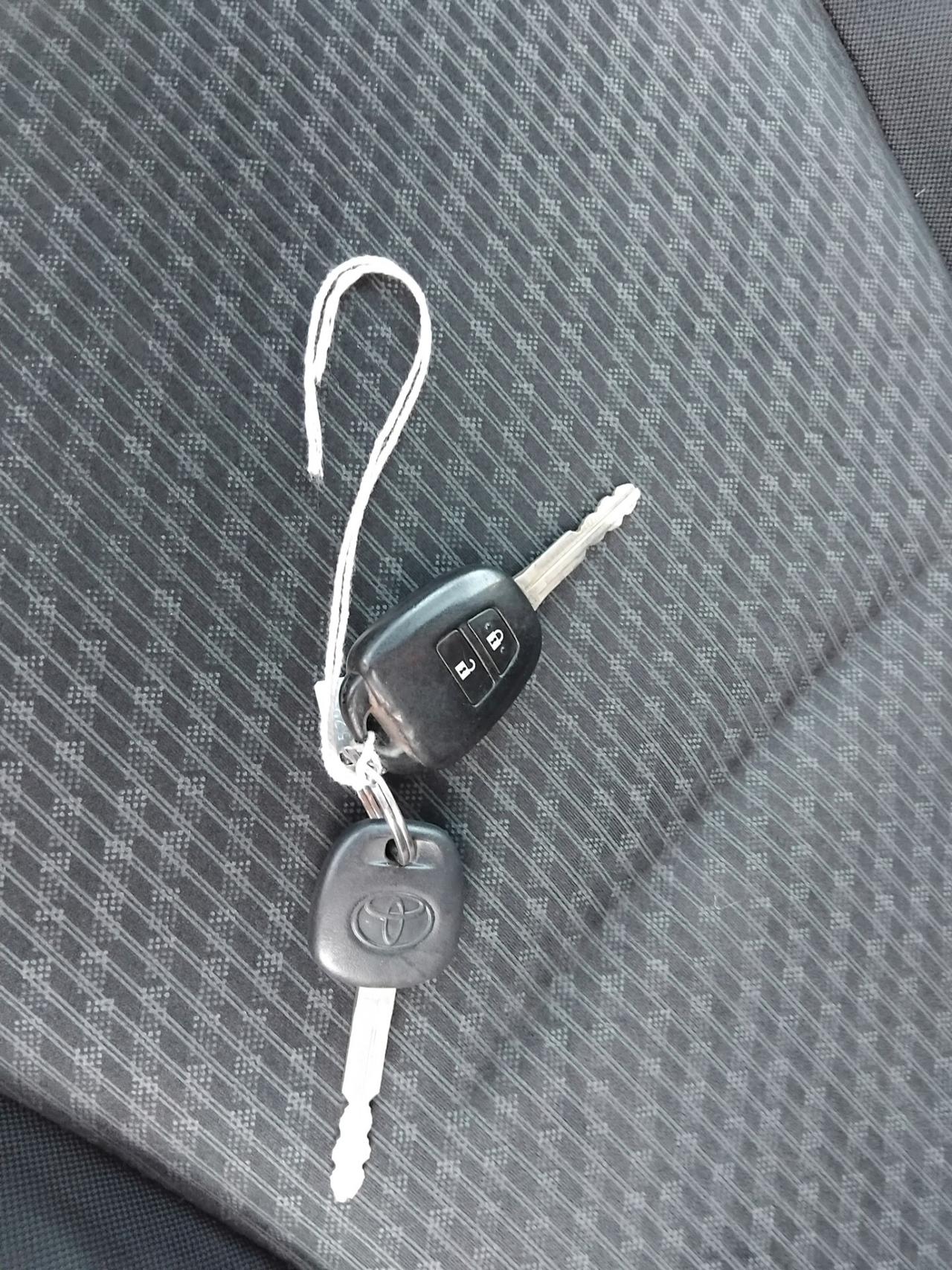 Toyota Verso-S 1.3 MT Active