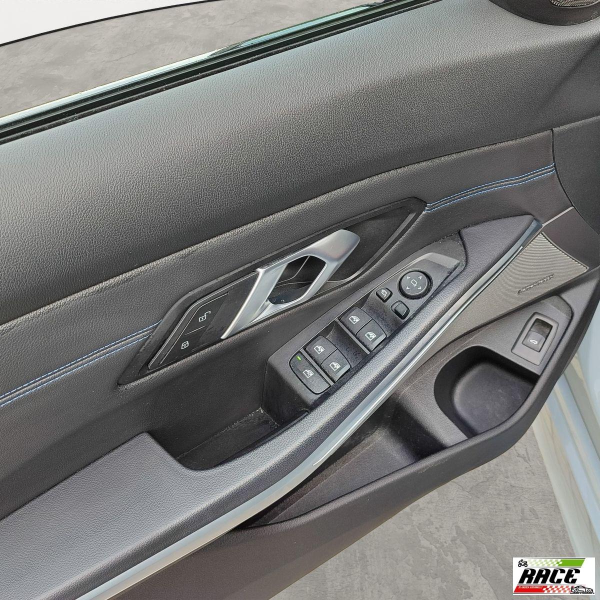 BMW - Serie 3 Touring - 320d Touring Msport