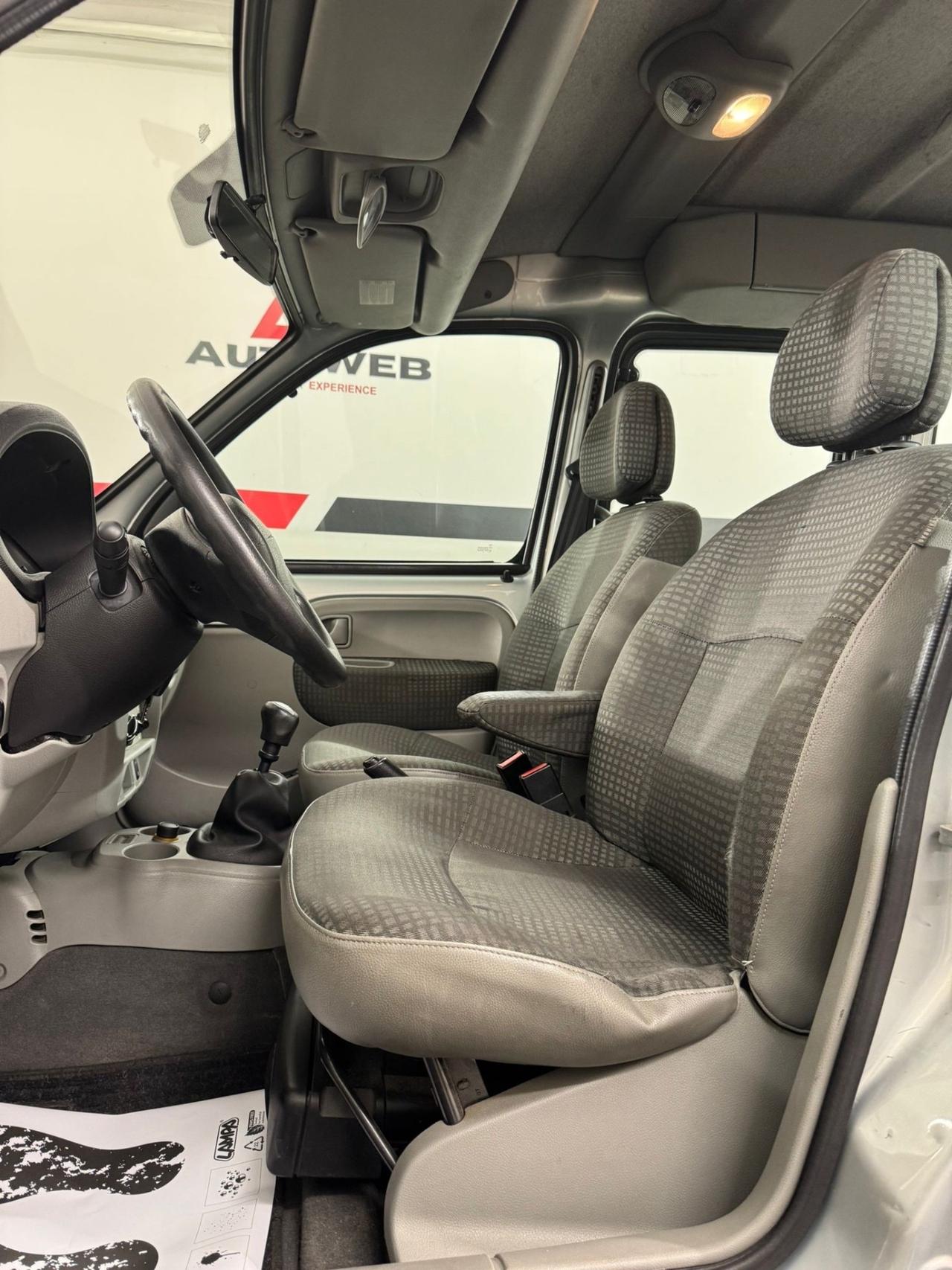 Renault Kangoo 1.6 16V 5p. Luxe* TUTTI TAGLIANDI CERTIFICATI RENAULT*