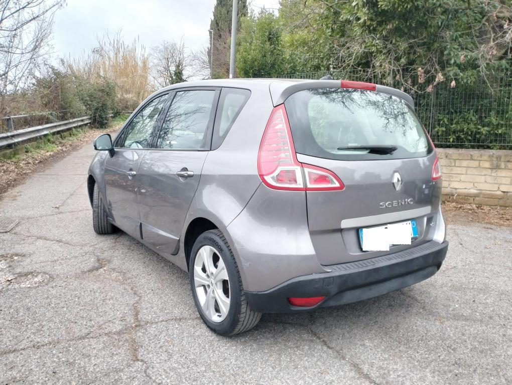 Renault Scenic X-Mod 1.5 dci Dynamique 110cv