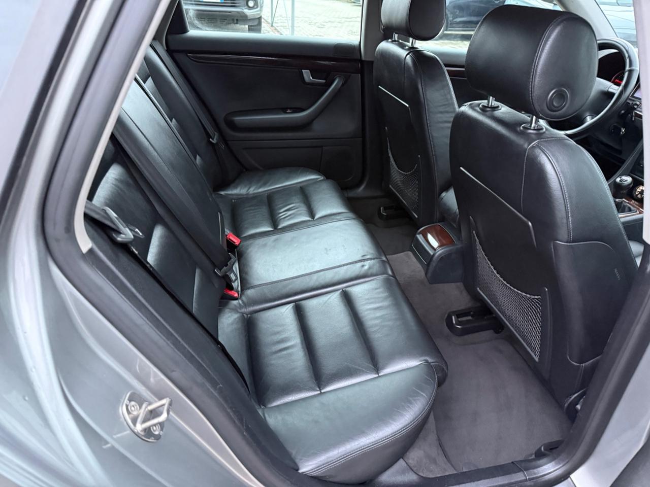 Audi A4 1.9 TDI/130CV Avant QUATTRO