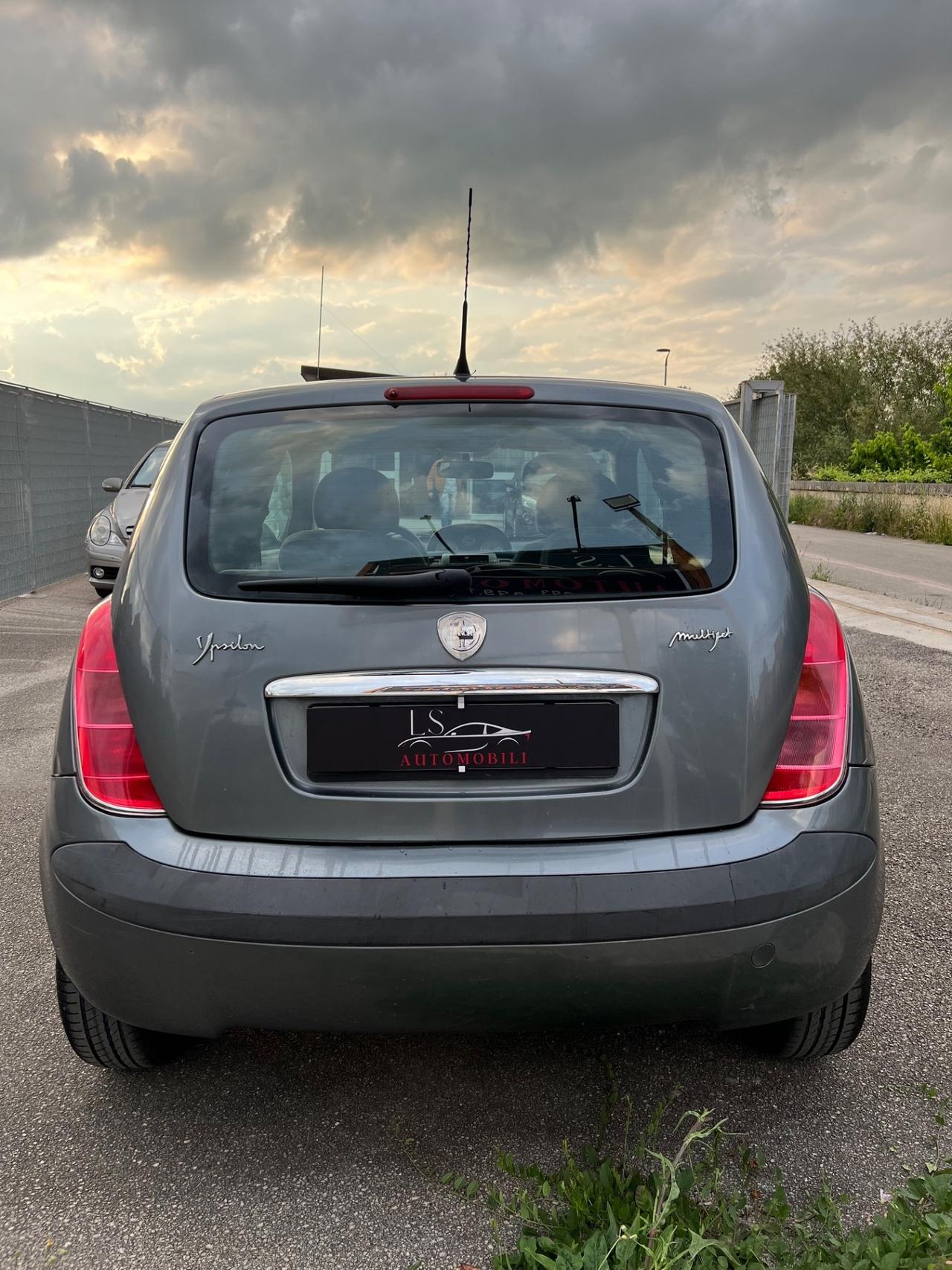 Lancia Ypsilon 1.3 Multijet 16V Platino