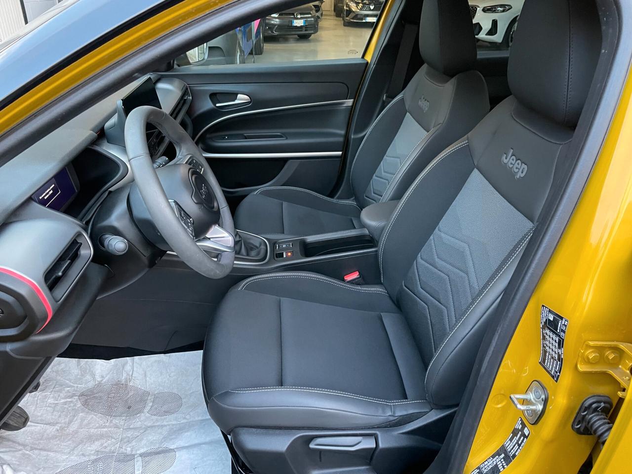 Jeep Avenger 1.2 Turbo 100 CV Summit